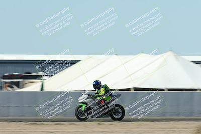 media/Oct-30-2025-Racers Edge (Thu) [[dabbdaf680]]/3-B Group/Session 5 Front Straight Speed/